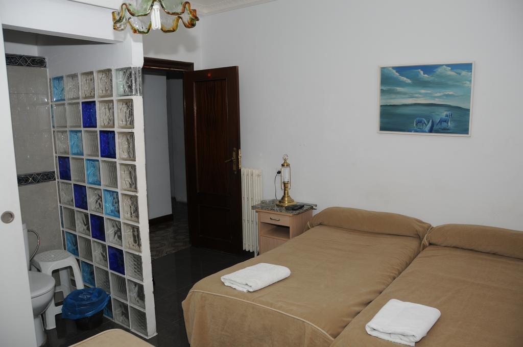 Pension Iglesias Saragossa Exterior foto